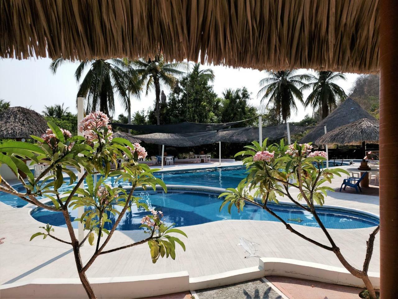 Hotel Y Club Campestre Altos Paraiso Puerto Escondido  Ngoại thất bức ảnh